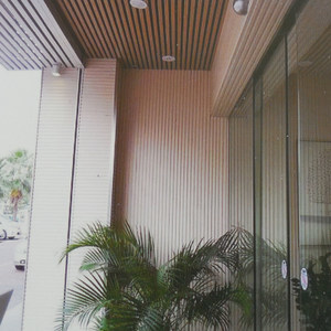 工廠直銷生態(tài)木方通生態(tài)木吊頂室內(nèi)裝修材料吊頂屋頂橫梁背景隔斷